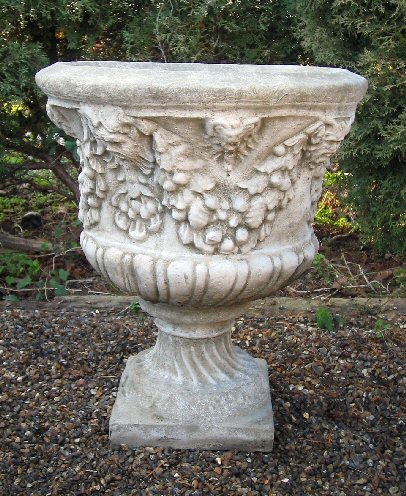 KUV4 Baccus Vase KUV4 Baccus Vase